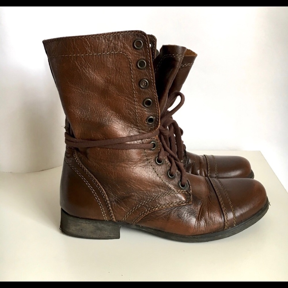 STEVE MADDEN TROOPA BOOTS